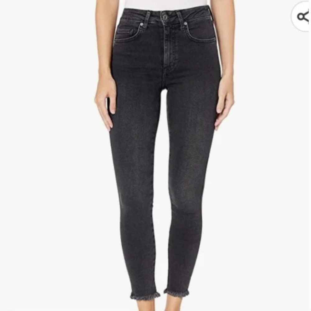 2/$30 We the Free Raw High Rise Jegging 30
